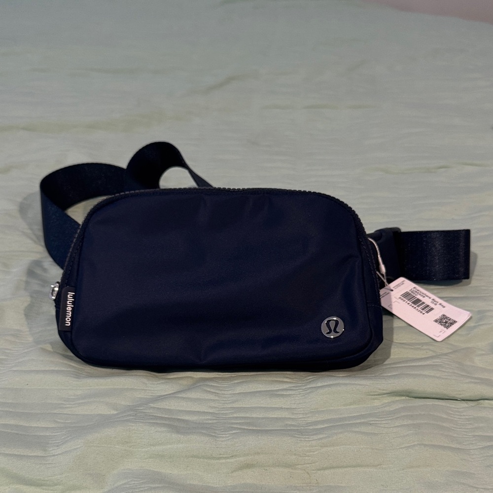 lululemon athletica Midnight Blue Belt Bag